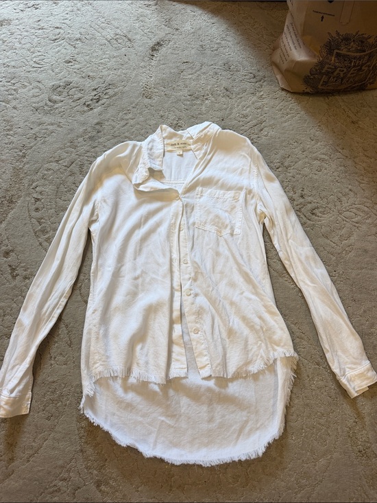 cloth & stone Tops - cloth & stone White Button-Front Long Sleeve Shirt